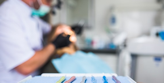 tous les professionnels de santé sont responsables en cas de faute.